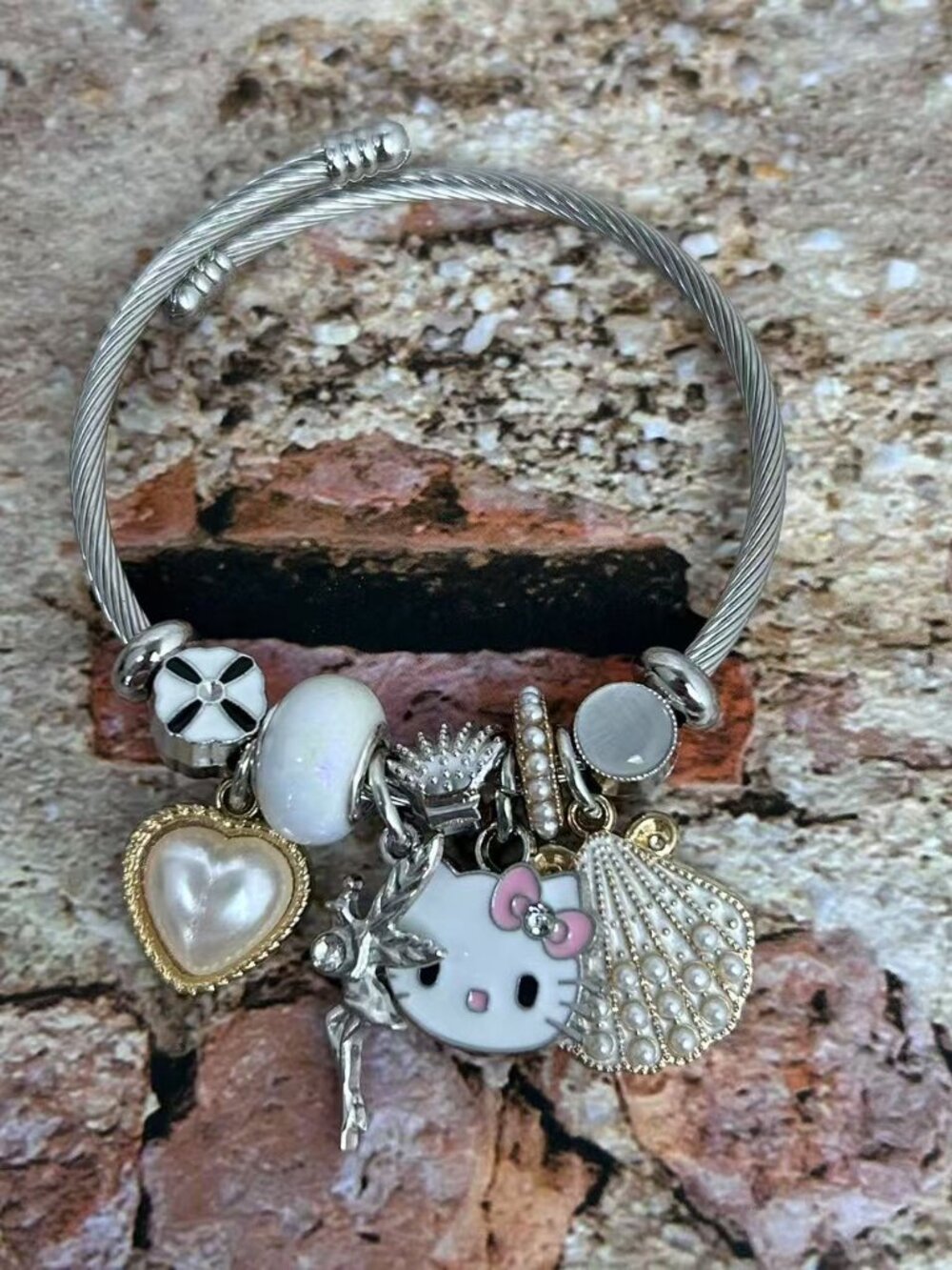 NO.467 Pink Hello Kitty Bracelet cute